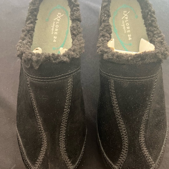 Easy Spirit Explore 24 Black Leather ESELYSSE Clogs With Faux Fur Size 8 1/2 - Picture 2 of 7